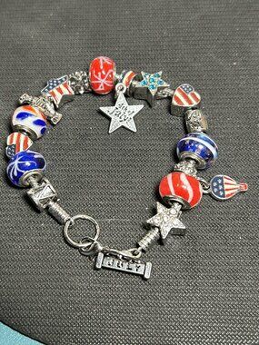 Willabee & Ward 4th of July Patriotic Charm Bracelet Red White Blue USA